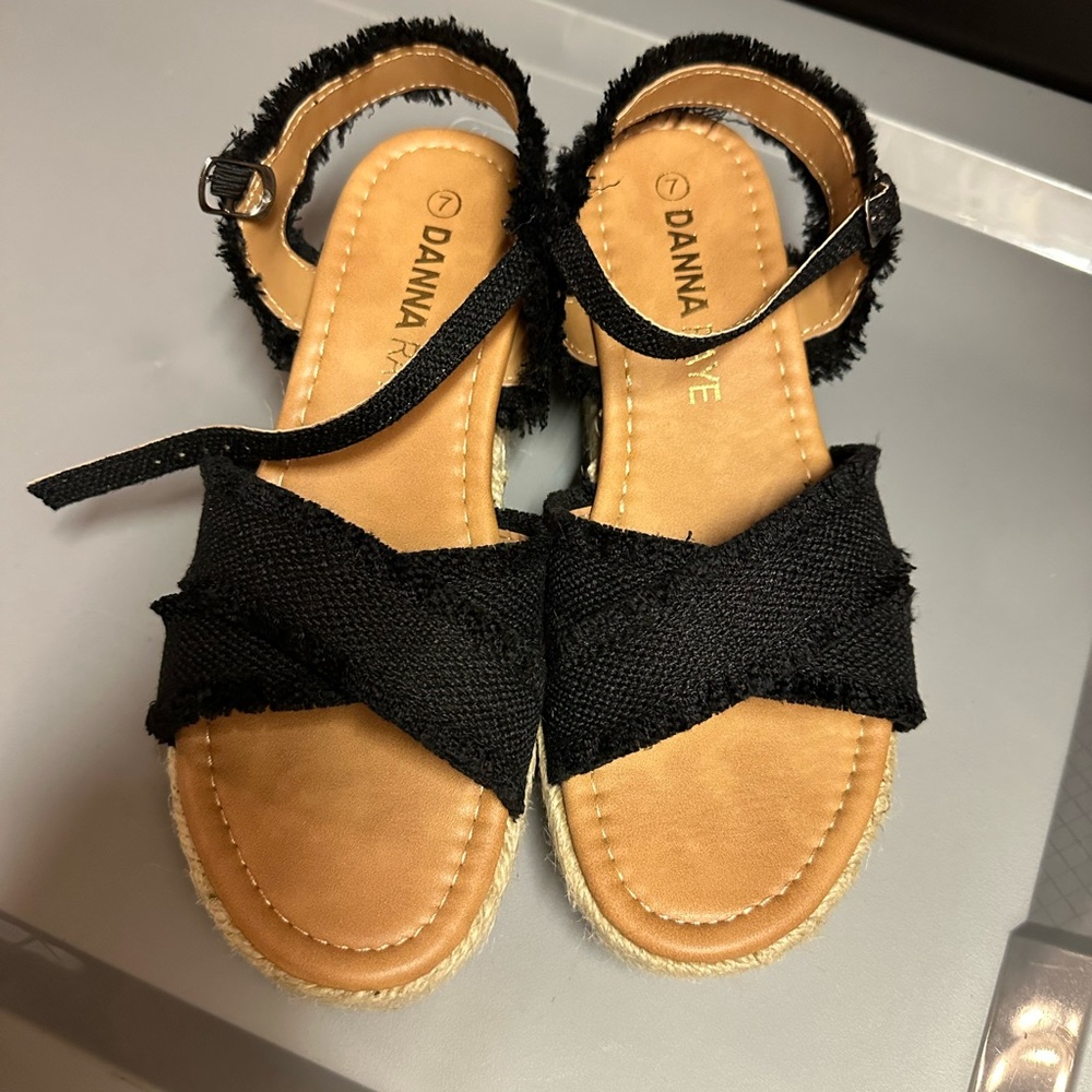 Womens sandals